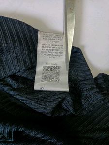 Shein Size S/M Ribbed Skeleton Print Crop Tank Top