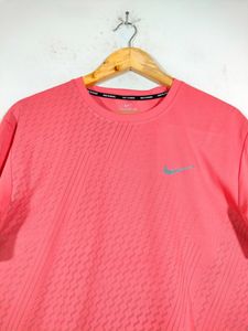 Nike Athletic Wear Tshirt Men
