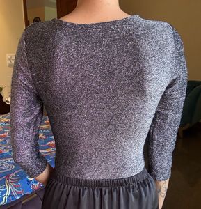 Sparkly V-Neck Long Sleeve Top