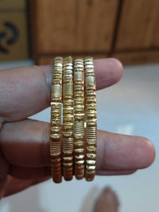 Set of 4 Gold colour Bangles