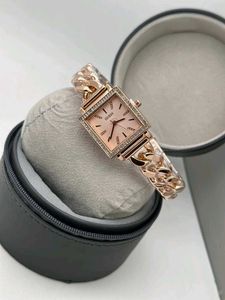 GUESS SQUARE DIAL PREMIUM LADIES WATCH AT SALE