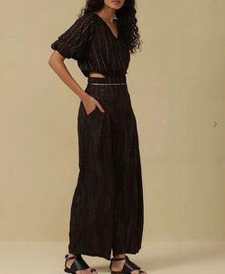 Ritu kumar’s Stylish Black Co-ord Set