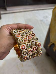 Exquisite Kundan &amp; Pearl metal bangals