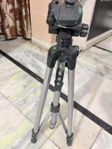 Adjustable Camera Tripod
