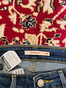 Levi's Bootcut Jeans