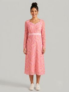 Retro Swirl Print Midi Dress