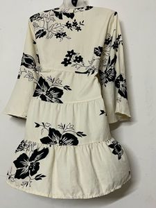 Pintresty mini long sleeves one piece
