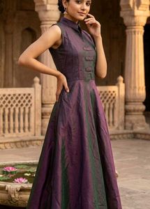 Stunning Sleeveless Ethnic Gown