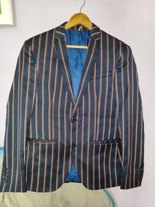 Blackberrys Casual Blue Blazer With Waistcoat