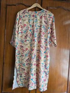 Avaasa Floral Print Kurta