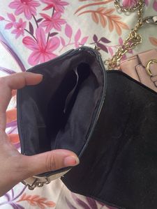 Chic White &amp; Pink Chain Strap Handbags