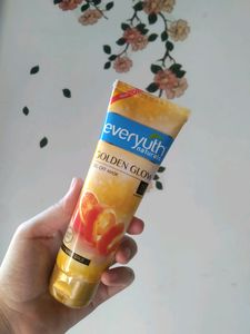 Everyuth Golden Glow Peel Of Mask