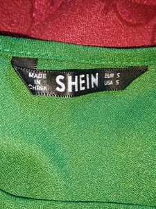 Chic Green Flutter Sleeve Top