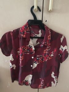 Stylish Printed Cropped Shirt