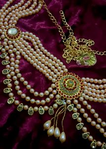 Elegant Pearl &amp; Gold Kamarbandh