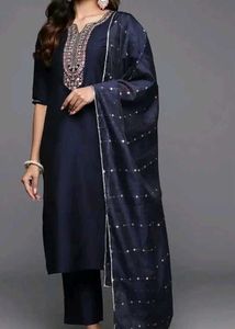 Elegant Navy Blue Kurta Set