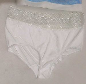 Very Comfortable N Beautiful Bra With Penty