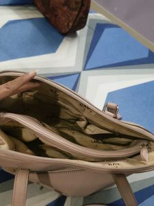 Stylish Lavie Handbag