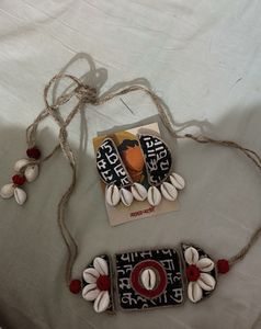 Unique Shell & Fabric Choker Set