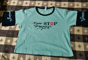 Graphic T-Shirt - Never Stop Dreaming