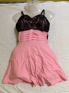 Chic Pink Lace Detail Dress