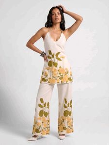 Nishorama DELILAH HALTERNECKKURTI PANT SET