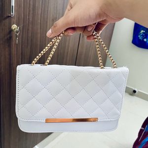 White Slingbag