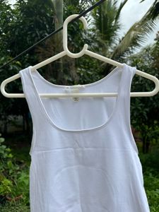 White Tank Top - H&amp;M