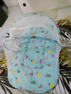 Cute baby sleeping bed with mosquito net