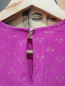 Elegant Pink Kurta with Gold Accents