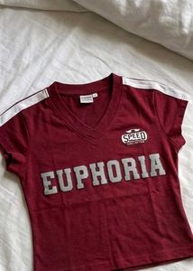 V-Neck crop tee🚨