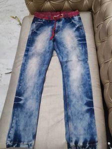 Stylish Men's Blue Washed Jeans
