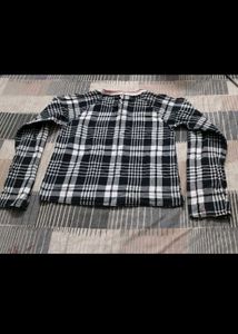 Chic Plaid Long Sleeve Top
