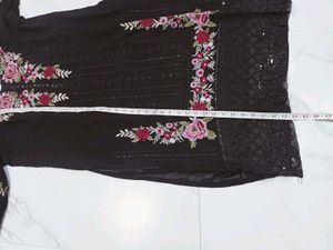 Elegant Embroidered Salwar Kameez dupatta 3xl