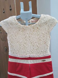 Chic Lace &amp; Red Party Dress