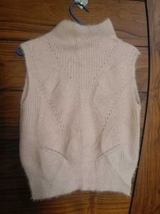 Chic Sleeveless Knit Top