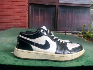 Air Jordan 1 Low Sneakers