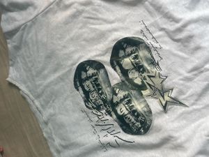 🖤y2k baddie ⛓️Graphic Print Off-Shoulder Tee