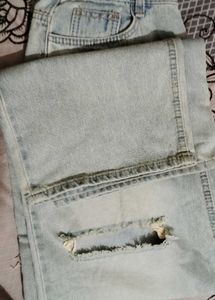 Distressed Light Wash Wide Leg Jeans