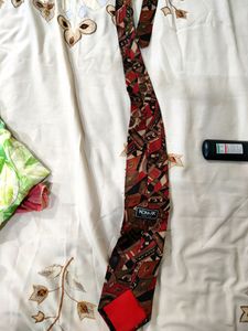 Silk Tie Designer