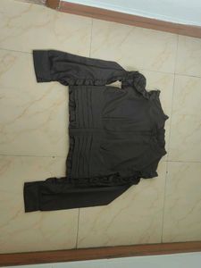 Elegant Gray Jacket With Zip And Sleeve Cutout