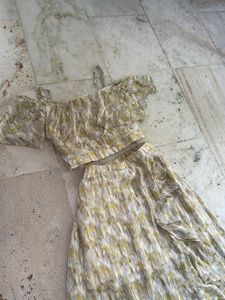 Chic Crop Top & Skirt Set