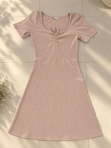 Chic Ribbed Pink Mini Dress