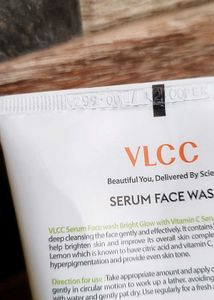 Combo Of 2 VLCC Serum Facewash 300ml