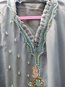 Pakistani Suit Very Beautiful.. Totally New ❤️❤️
