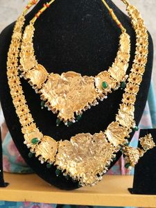 Exquisite Gold Temple Jewellery Set