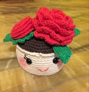 Crochet Rose Flower Pot