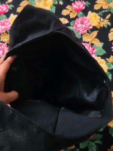 Classic Black Messenger Bag
