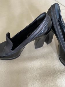 Tod’s Platform Loafer Heels
