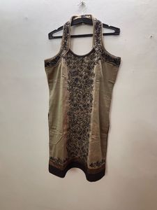 Elegant Embroidered Kurta